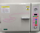 滅菌機(オートクレーブ)